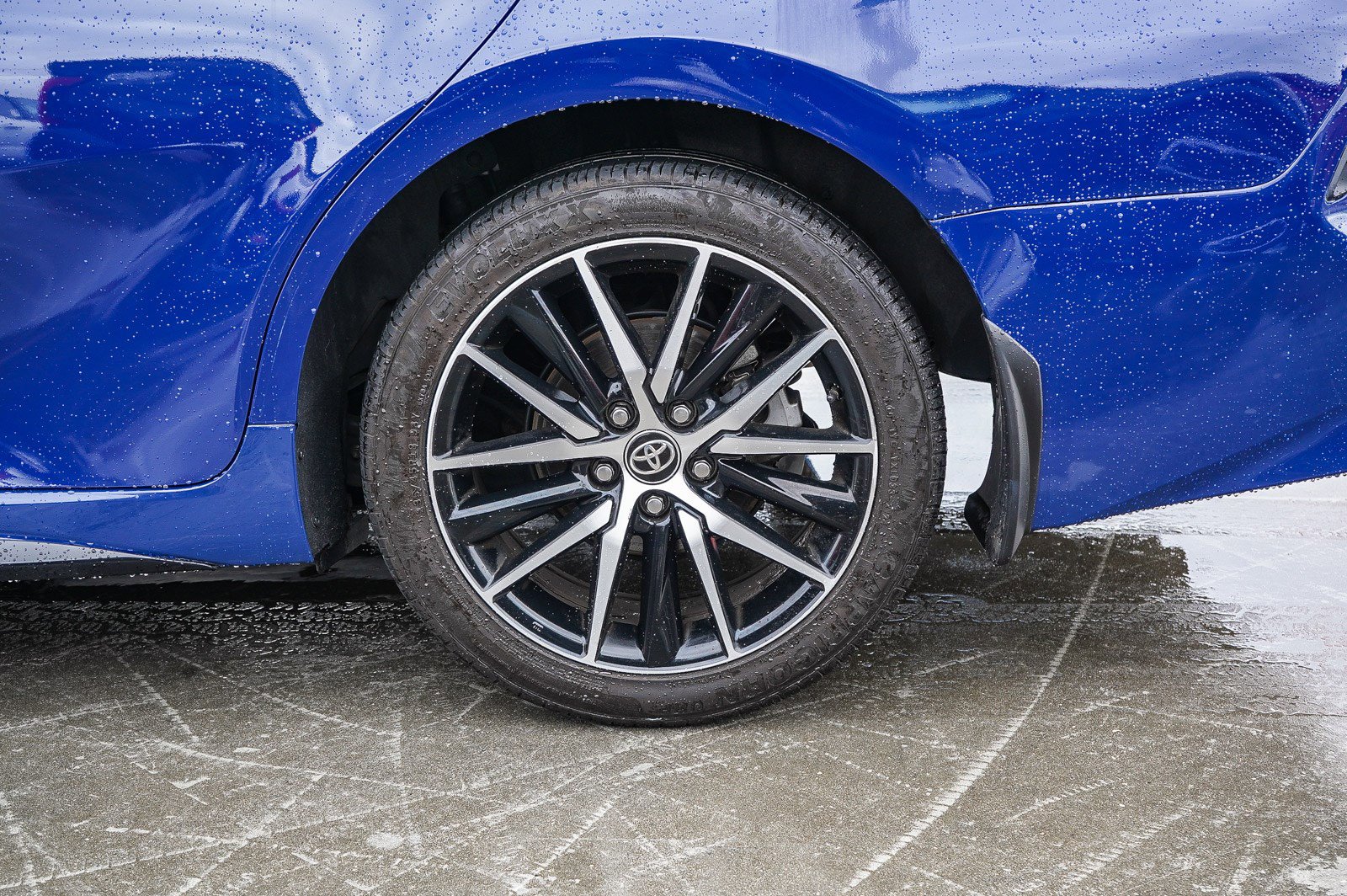 Certified 2023 Toyota Camry SE image 6