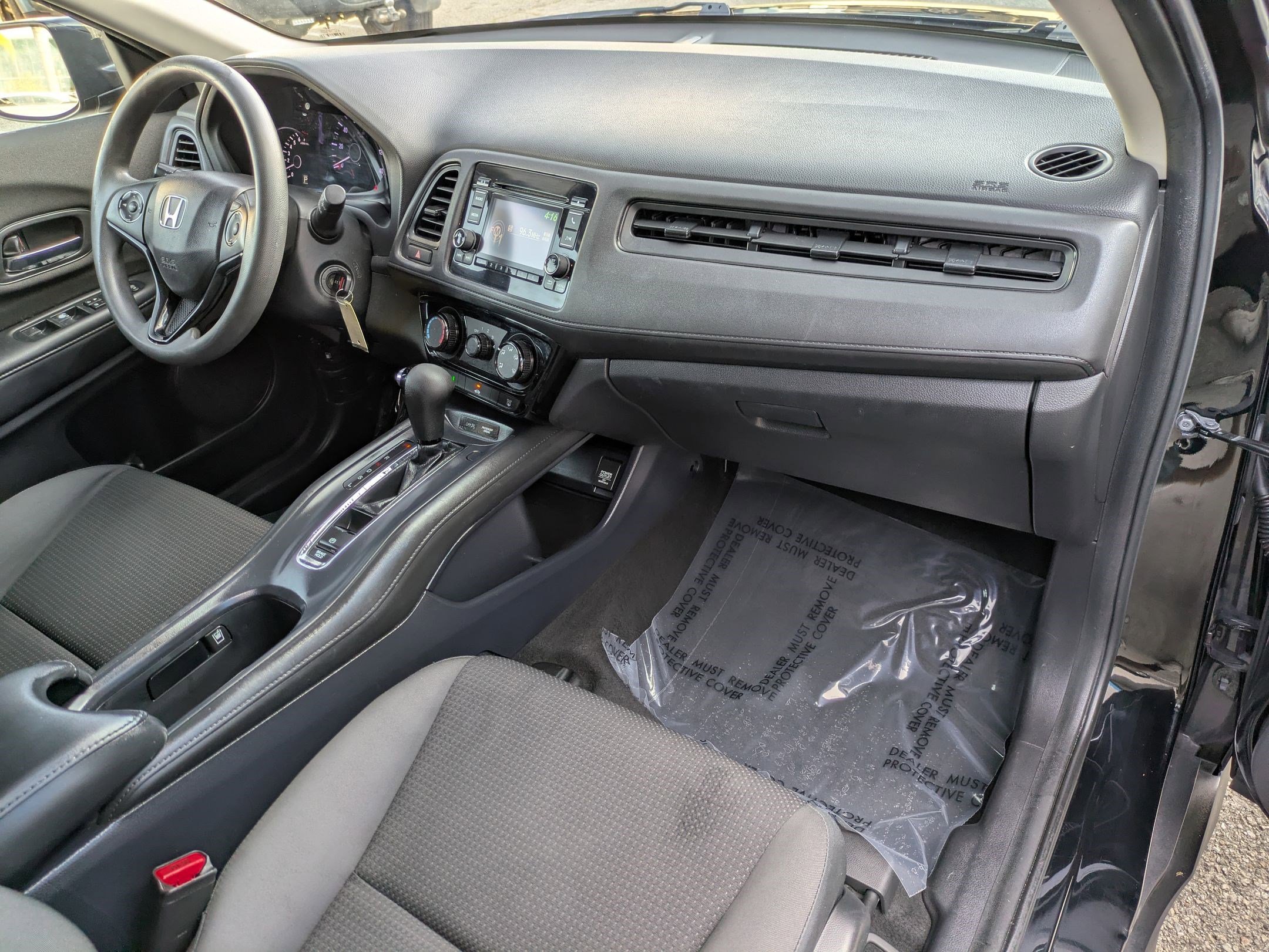 Used 2019 Honda HR-V LX image 28