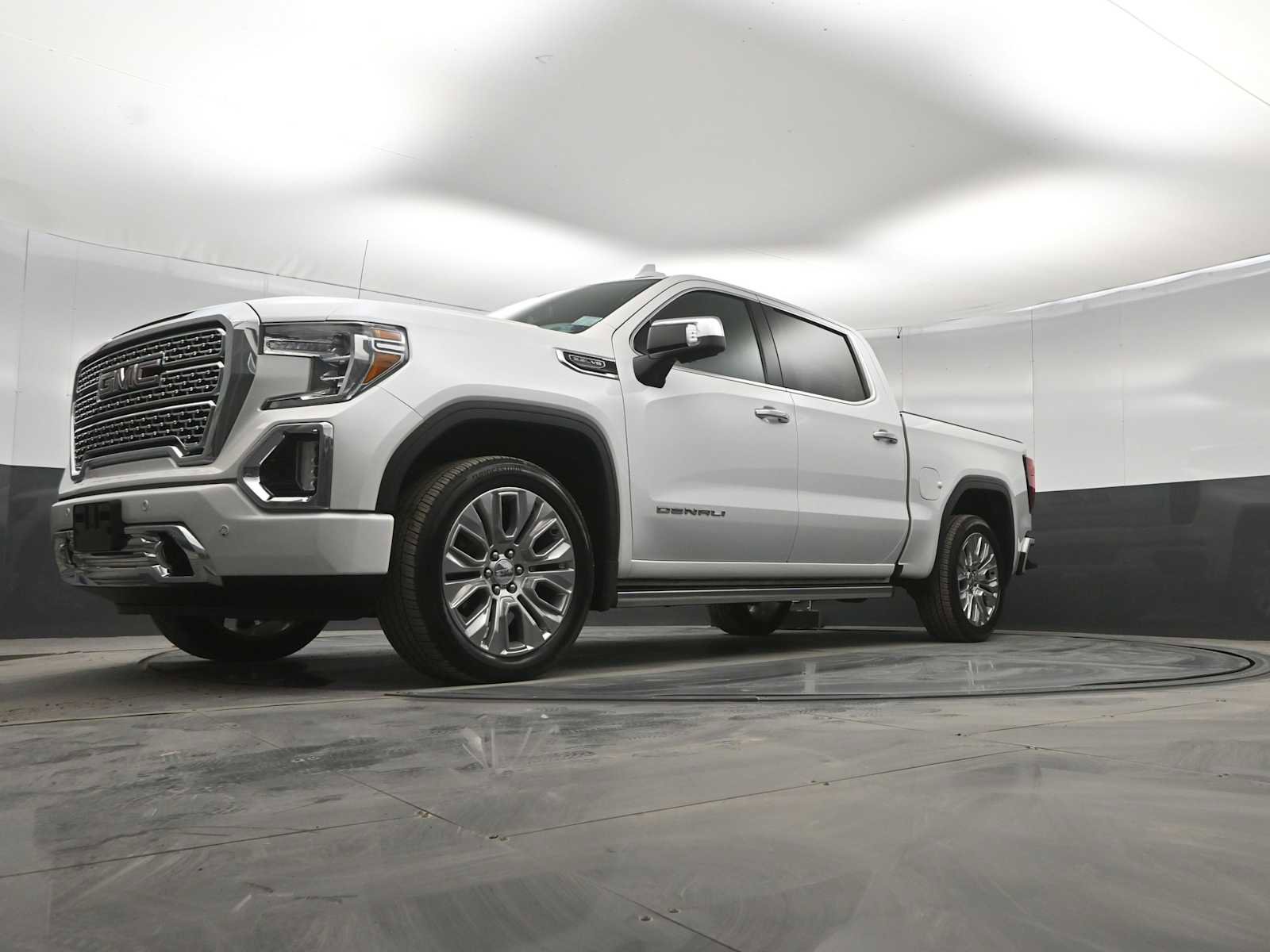 Used 2021 GMC Sierra 1500 Denali w/ Denali Premium Package AWD/4WD image 33