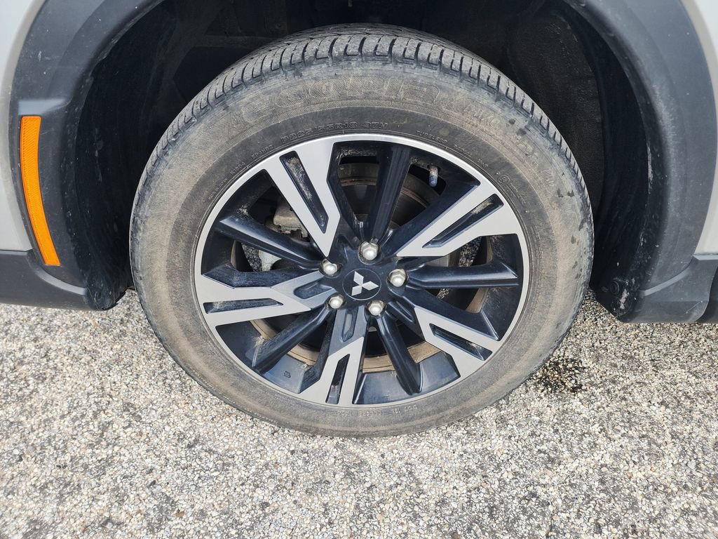 Used 2024 Mitsubishi Eclipse Cross SE image 11