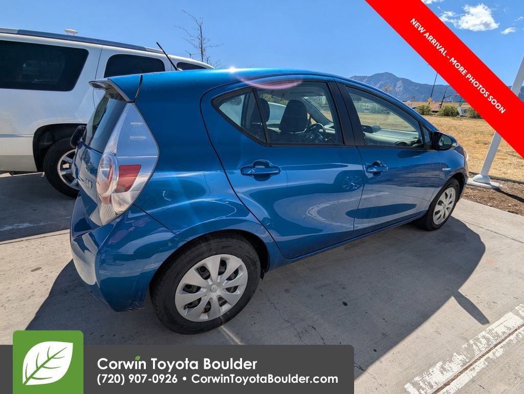 Used 2014 Toyota Prius C Two image 8