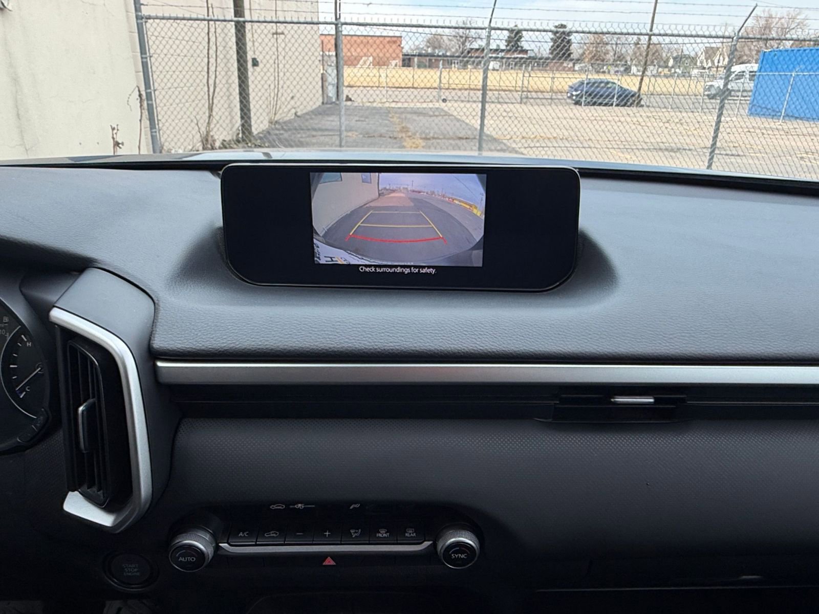 Used 2025 MAZDA CX-50 AWD 2.5 S w/ Premium Package image 23