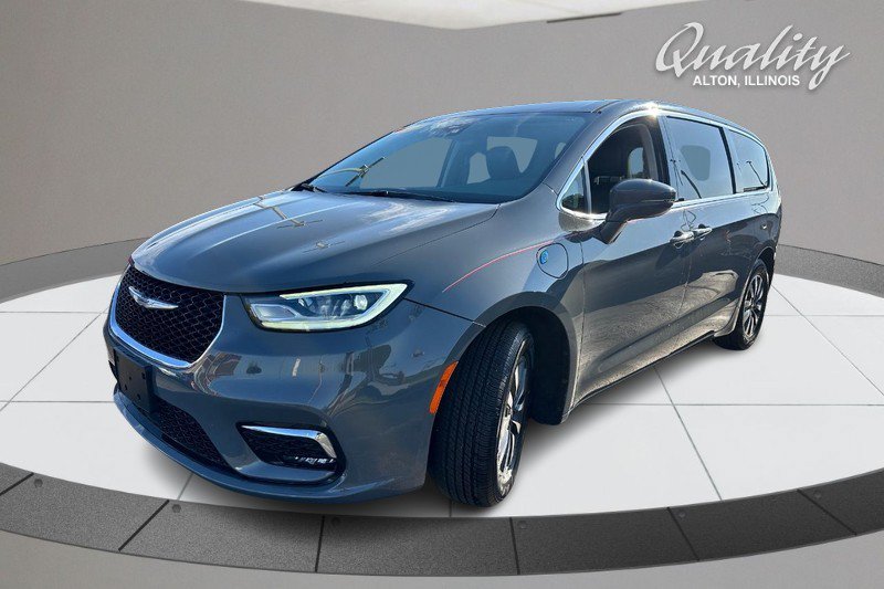 Used 2022 Chrysler Pacifica Touring-L FWD image 9
