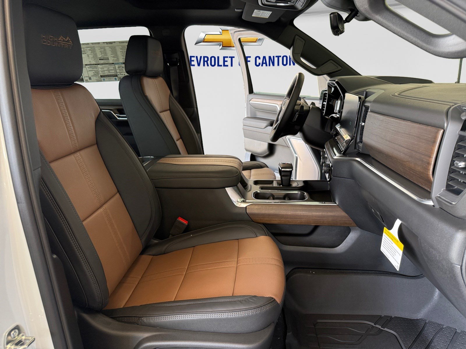 New 2026 Chevrolet Silverado 1500 High Country w/ Technology Package AWD/4WD image 13