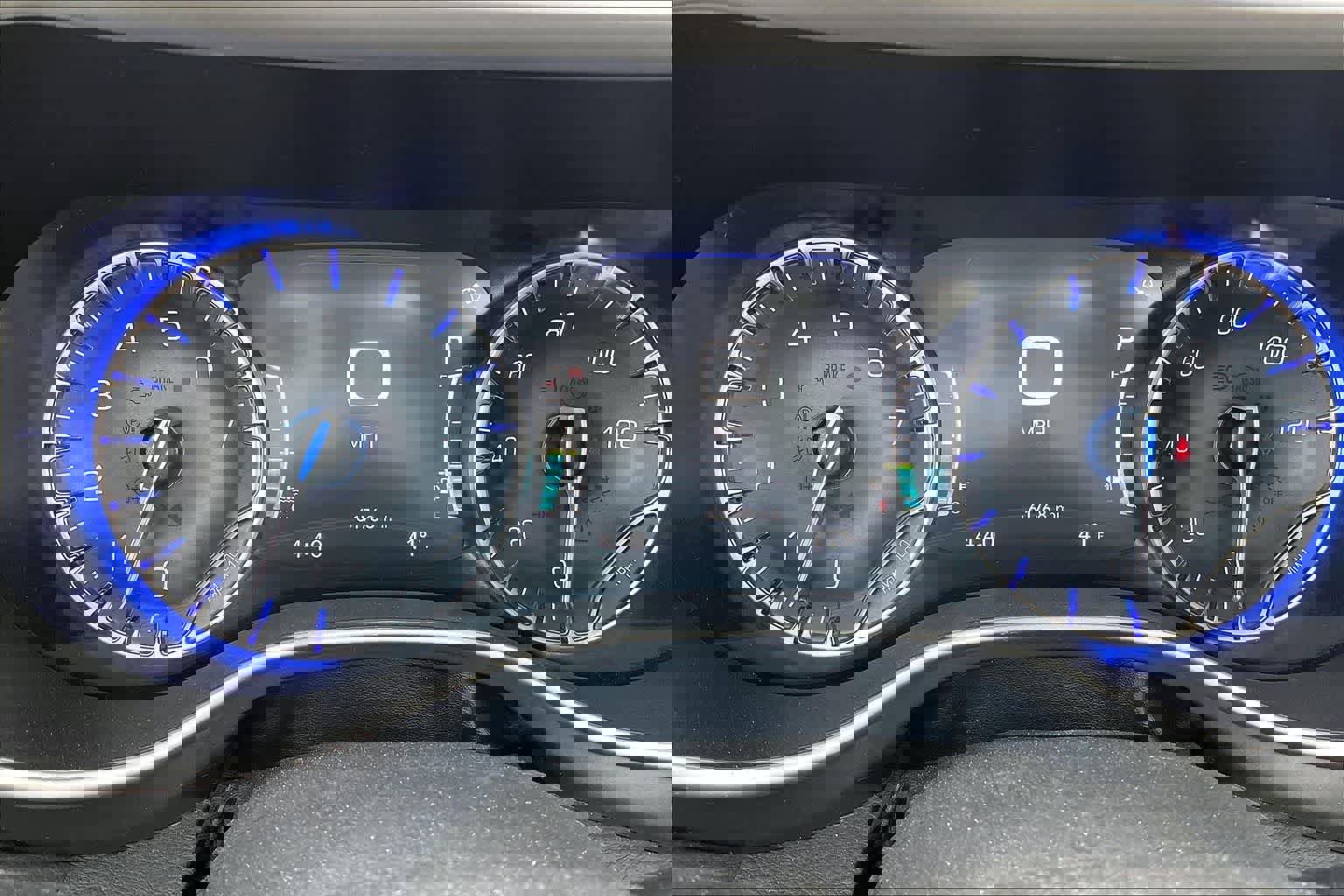 Used 2023 Chrysler Pacifica Touring-L image 17