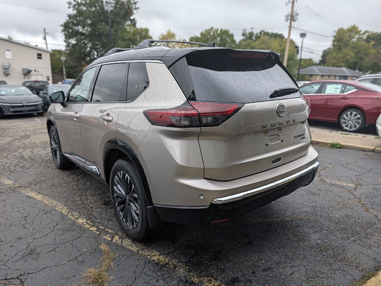 New 2026 Nissan Rogue Platinum AWD/4WD image 10