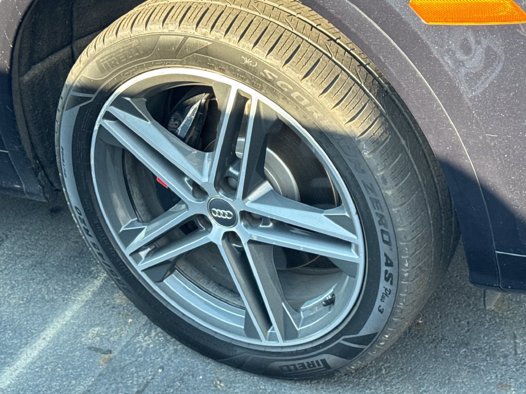Used 2018 Audi SQ5 Prestige w/ Prestige Package AWD/4WD image 9