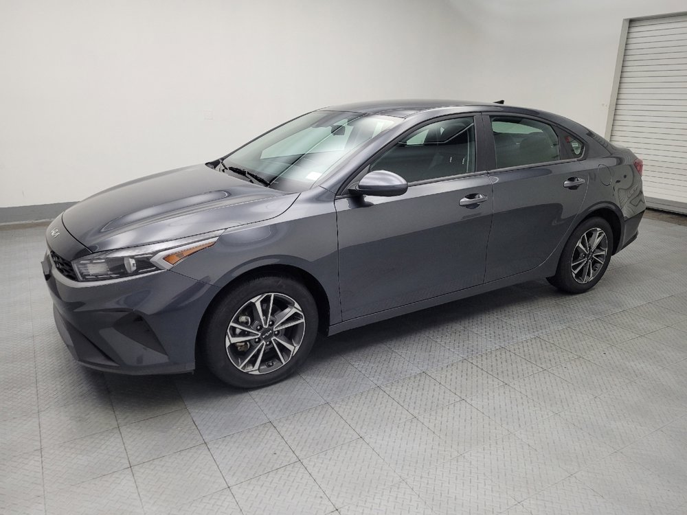 Used 2024 Kia Forte LXS image 2
