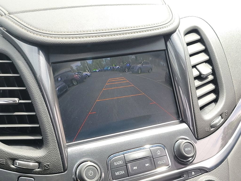 Used 2015 Chevrolet Impala LT w/ Convenience Package FWD image 30