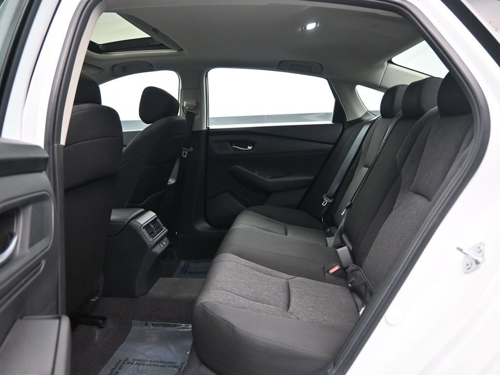 Used 2025 Honda Accord SE image 23