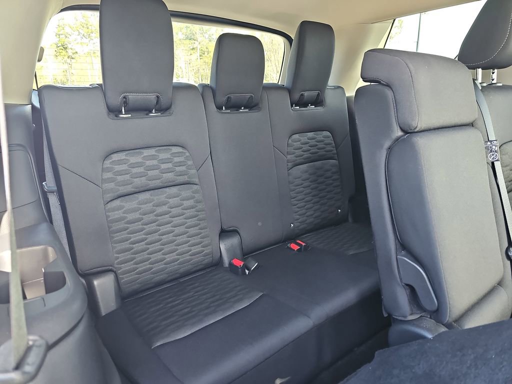 Used 2025 Nissan Pathfinder SV image 15