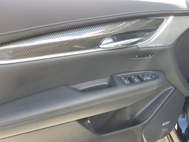 Used 2023 Cadillac XT6 Sport w/ Technology Package image 20