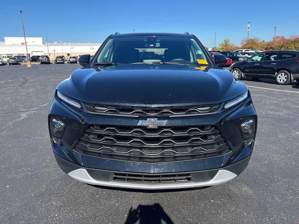 Used 2025 Chevrolet Blazer LT w/ Convenience Package FWD image 6