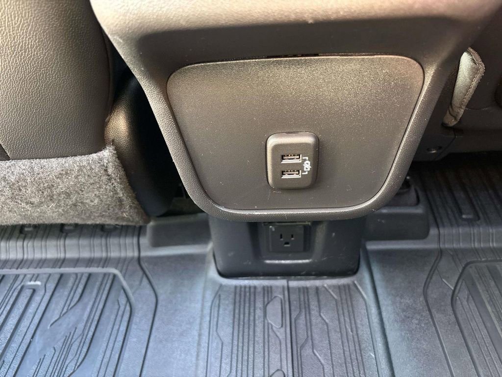 Used 2021 GMC Terrain SLT w/ Infotainment Package II image 13