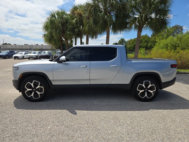 Used 2024 Rivian R1T Adventure Dual AWD/4WD image 2