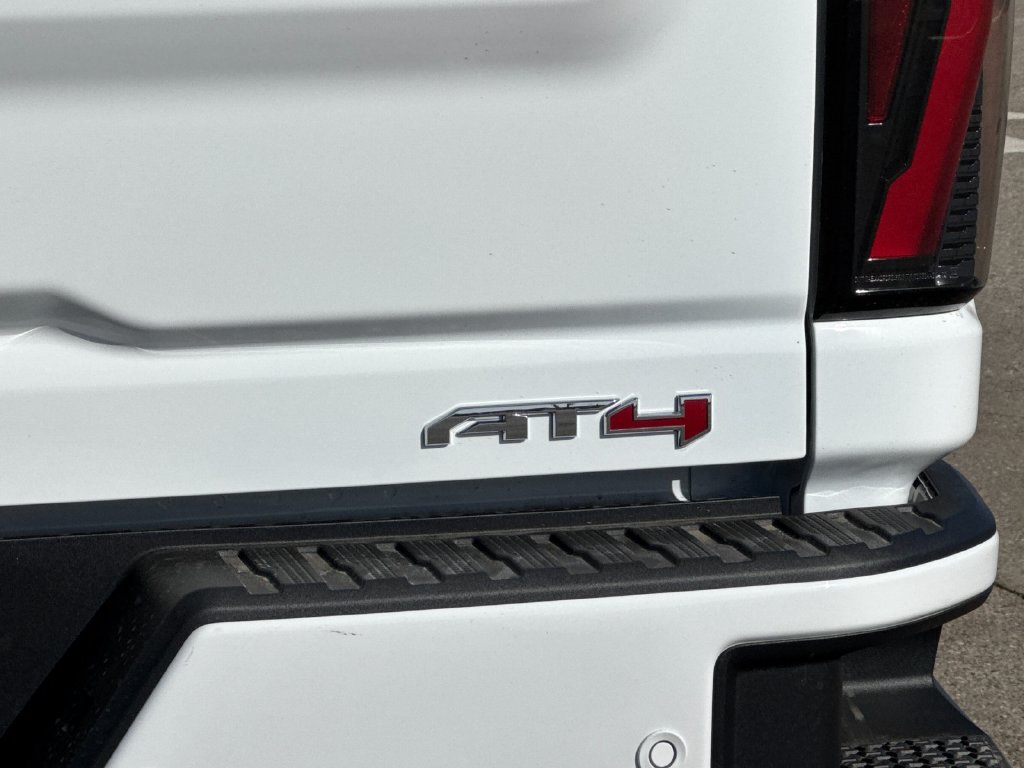 New 2026 GMC Sierra 2500 AT4 w/ Max Trailering Package AWD/4WD image 24