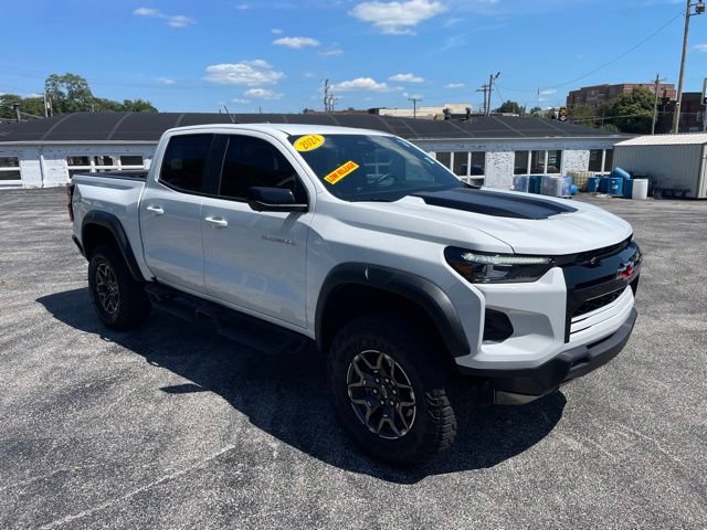 Used 2024 Chevrolet Colorado ZR2 w/ ZR2 Convenience Package III AWD/4WD image 3