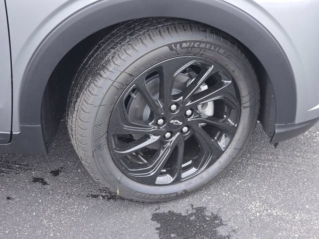 New 2027 Chevrolet Bolt RS w/ LPO, All-Weather Package FWD image 21