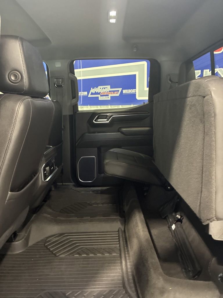 Used 2023 Chevrolet Silverado 1500 LTZ image 39