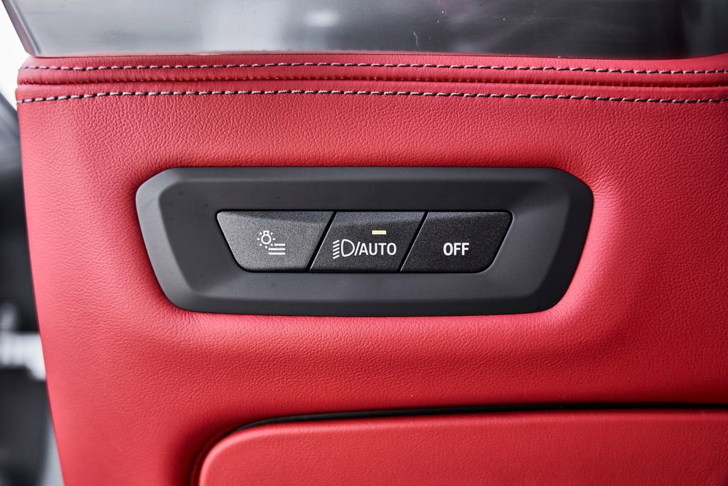 Used 2026 BMW X6 M Competition w/ Executive Package image 56