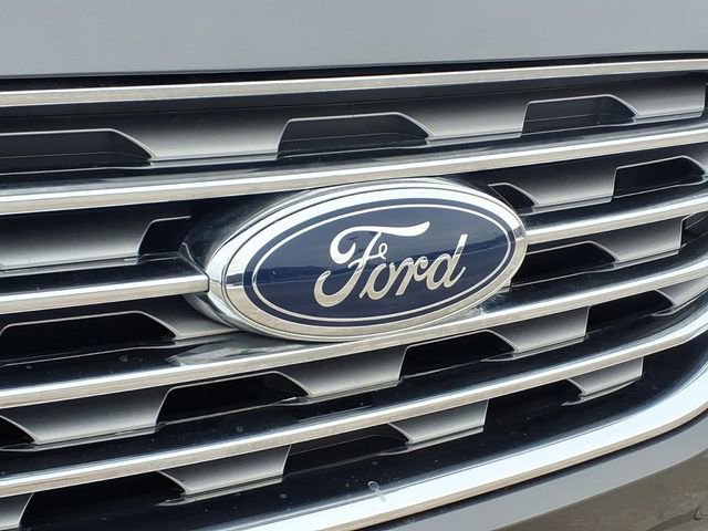 Used 2024 Ford Edge Titanium image 26