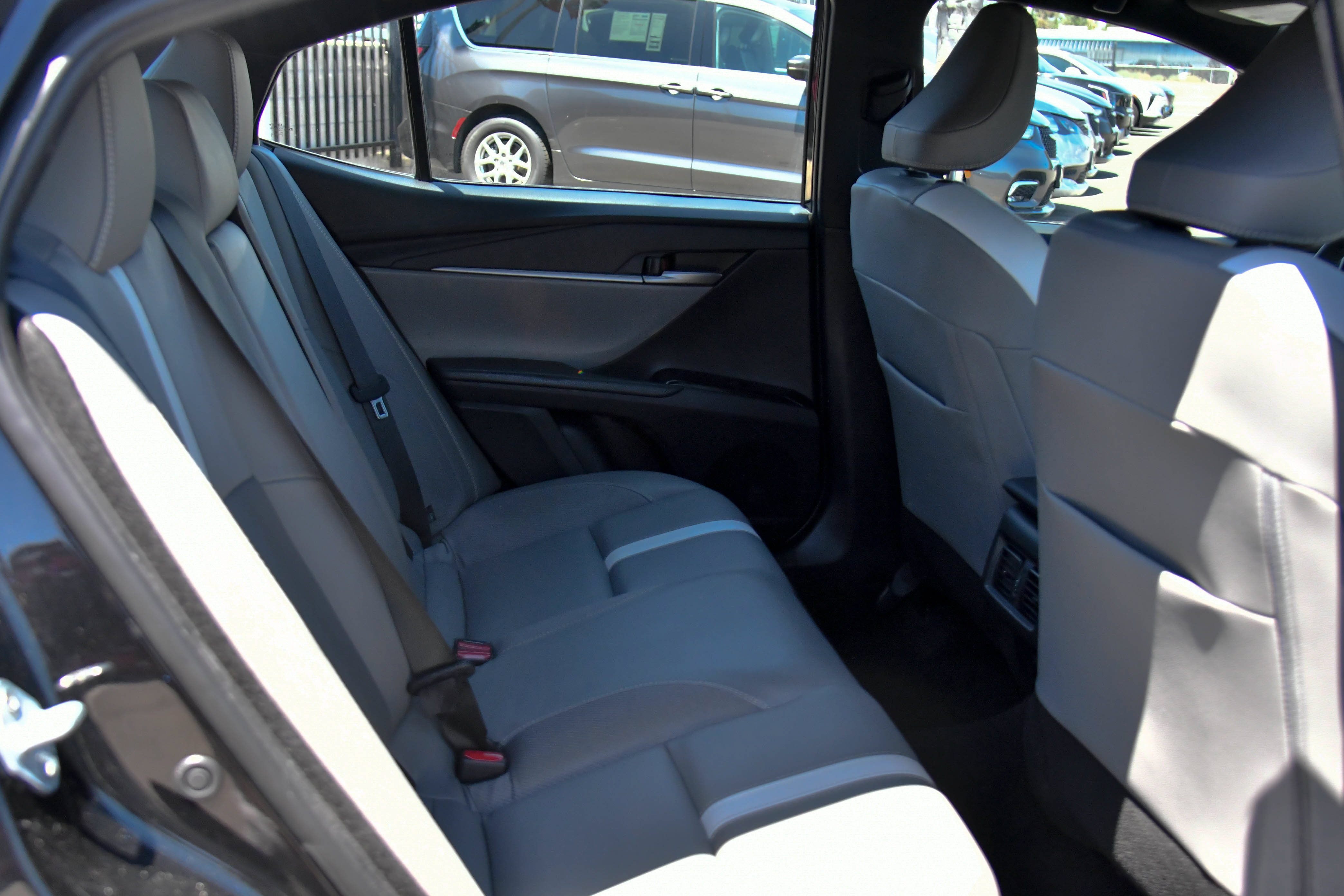 Used 2026 Toyota Camry SE w/ Convenience Package FWD image 43