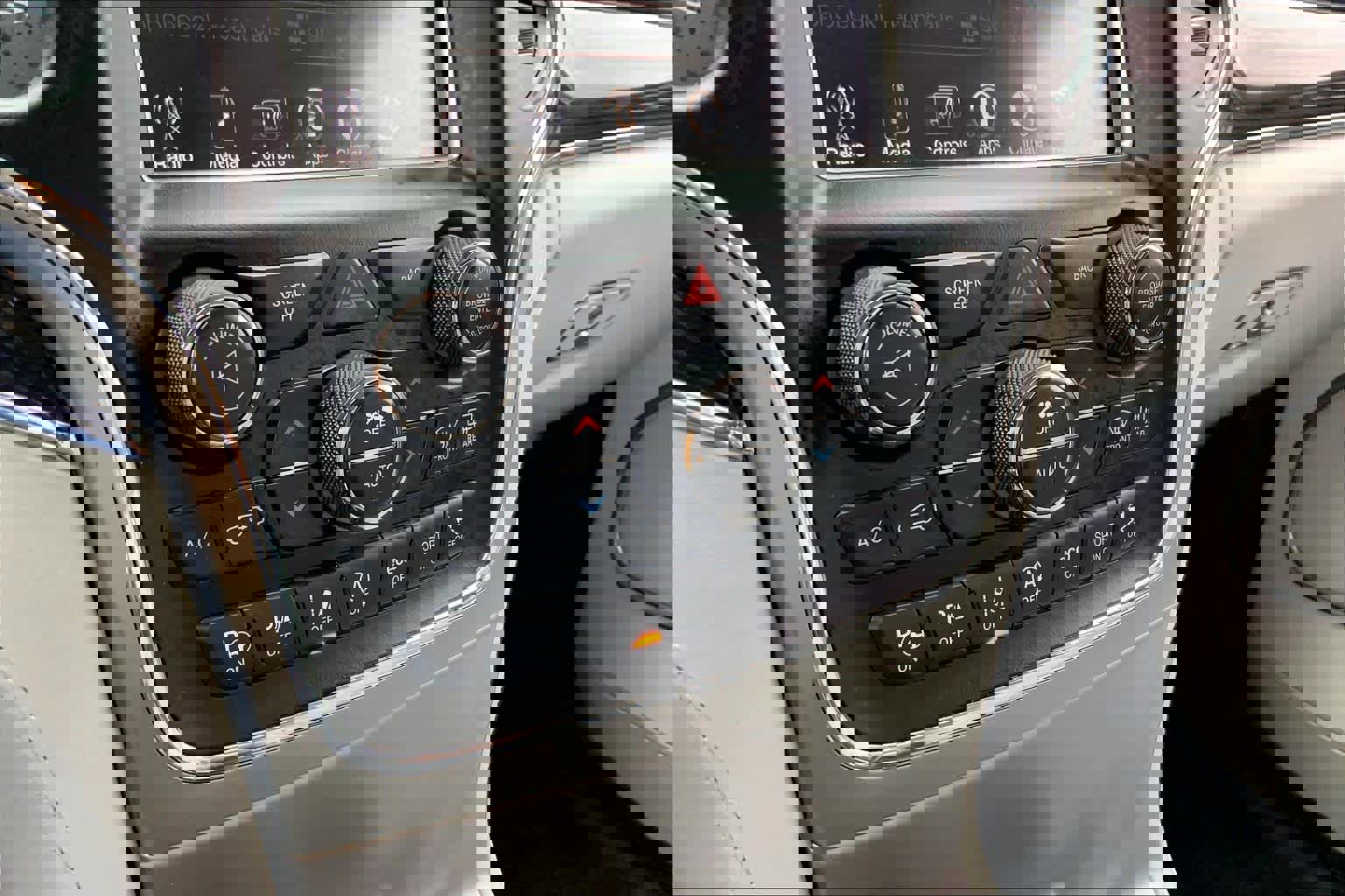 Used 2017 Jeep Grand Cherokee Summit image 34