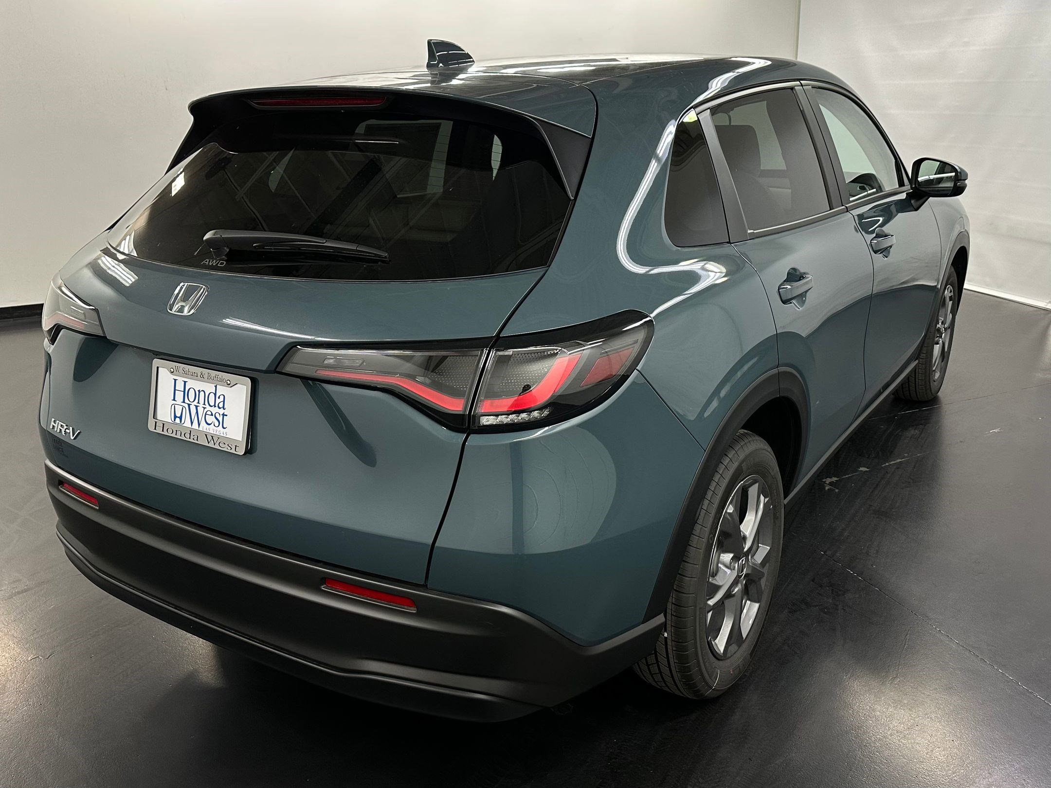 New 2026 Honda HR-V LX image 9