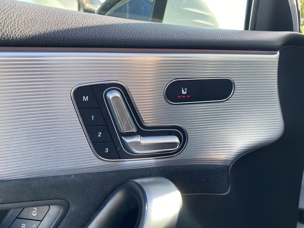 Used 2022 Mercedes-Benz A 220 image 8