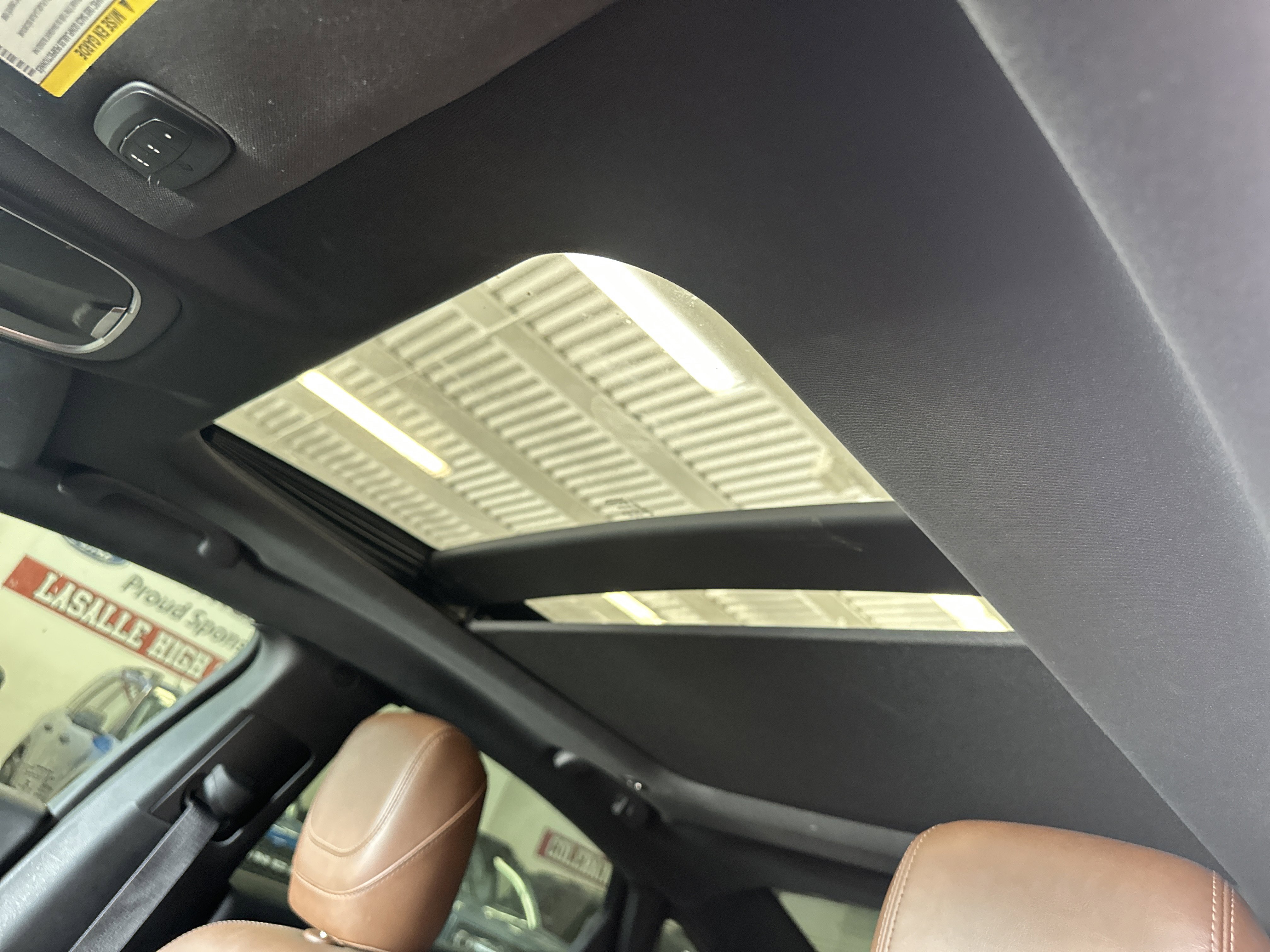 Used 2016 Chrysler 200 C w/ Premium Group image 4