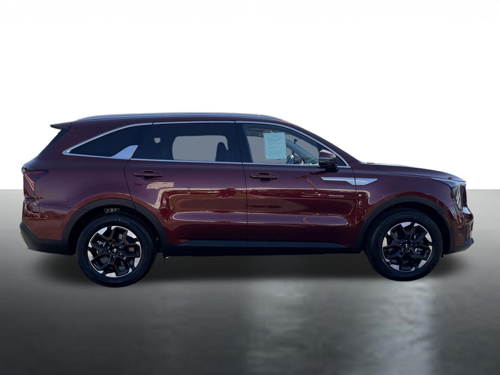 Certified 2025 Kia Sorento S w/ Panoramic Sunroof Package FWD image 9