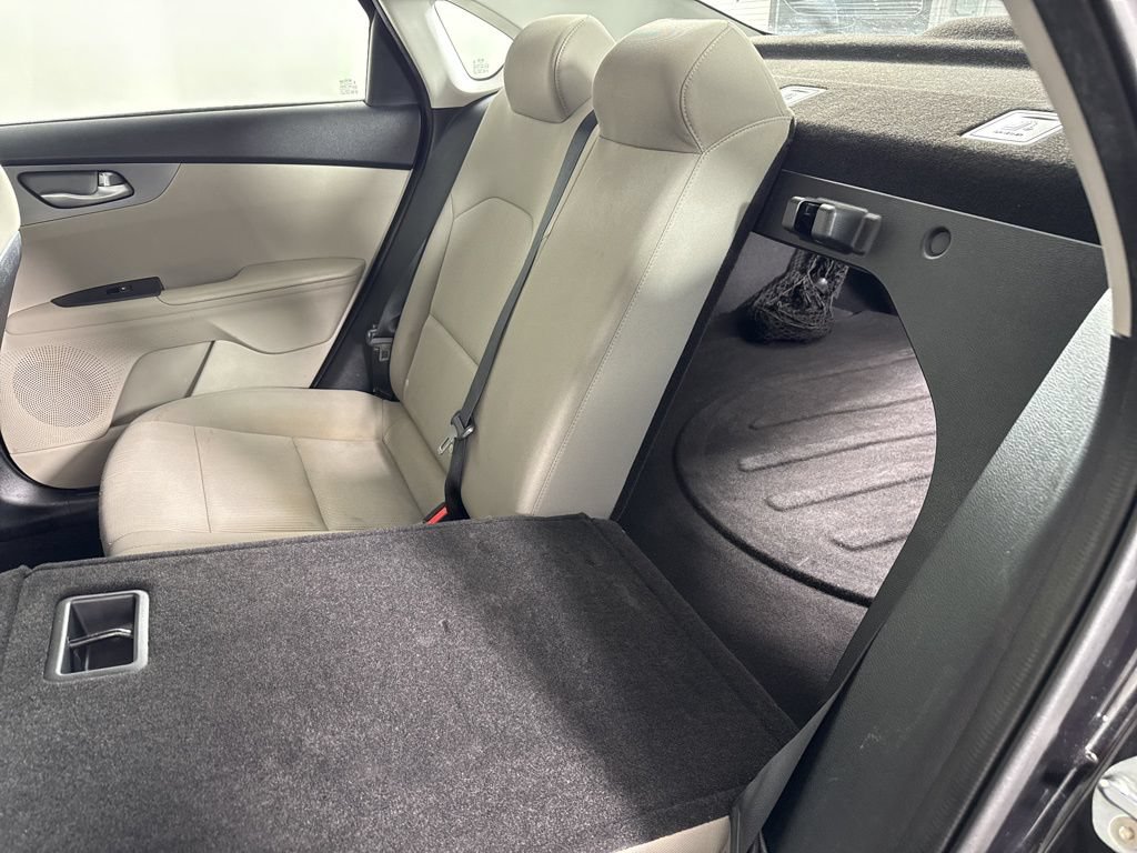 Used 2019 Kia Forte LXS FWD image 26