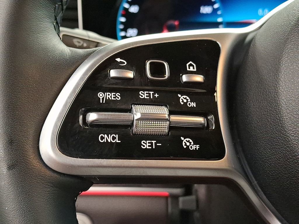 Used 2022 Mercedes-Benz GLE 350 4MATIC image 17