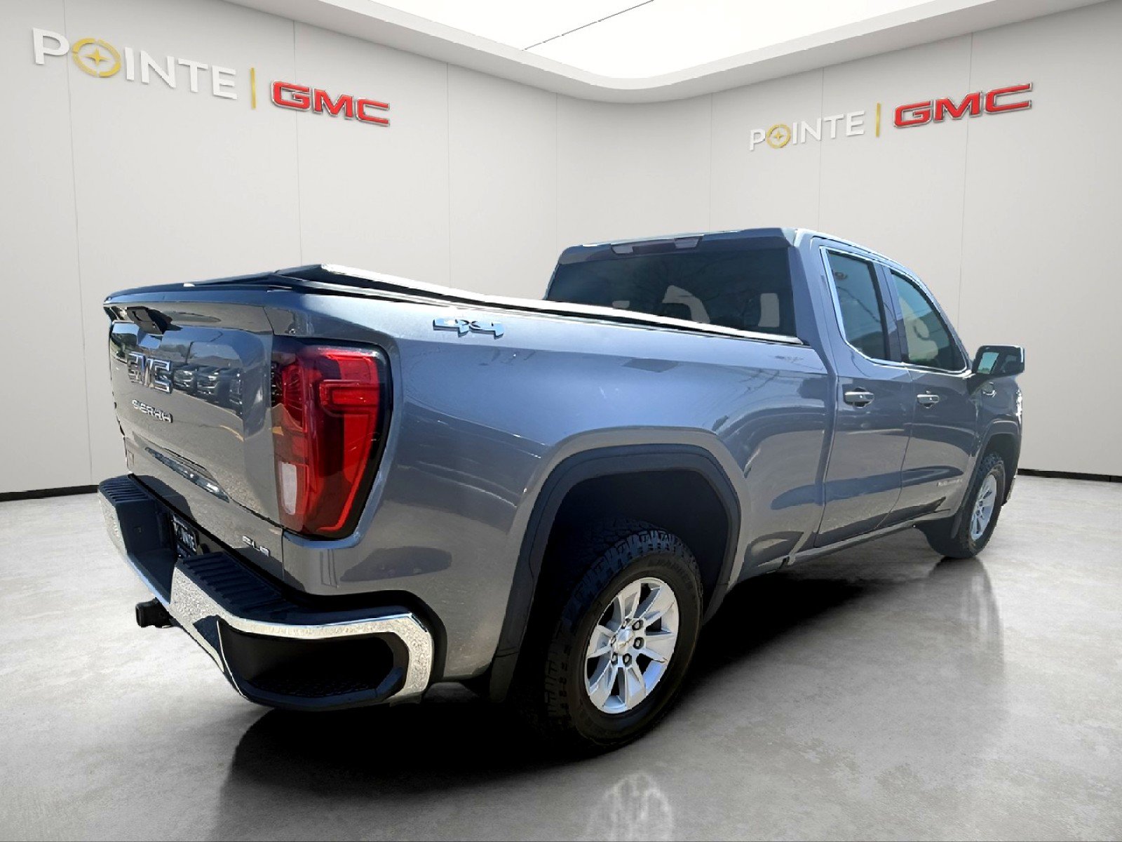 Used 2021 GMC Sierra 1500 SLE AWD/4WD image 5
