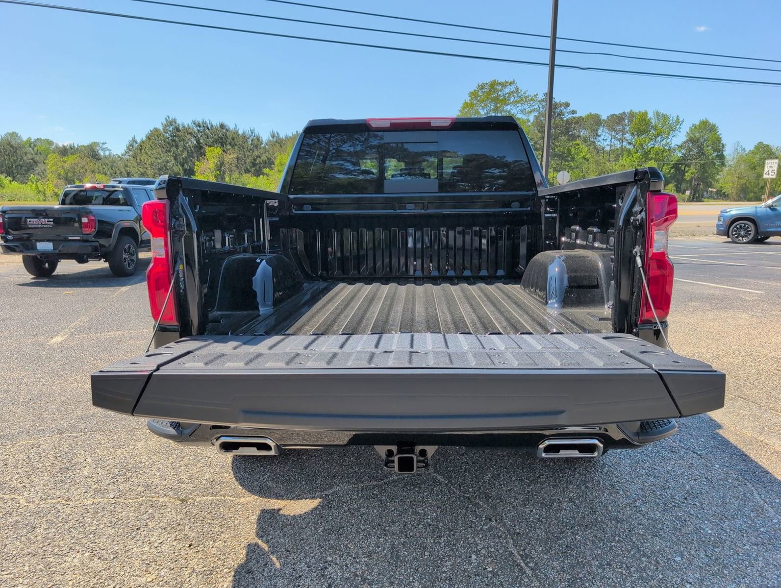 New 2026 Chevrolet Silverado 1500 RST w/ Safety Package AWD/4WD image 5