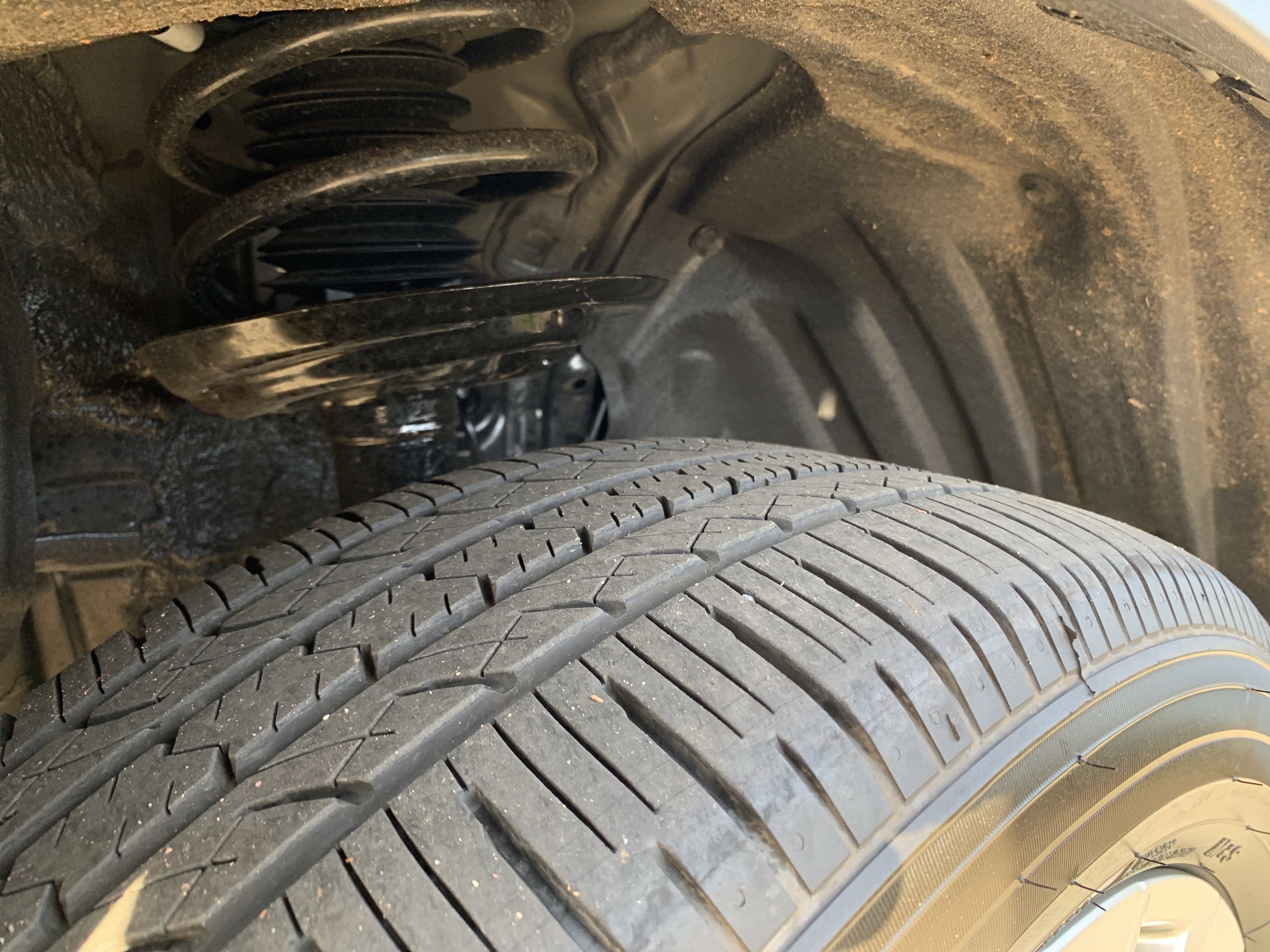 Used 2025 Toyota RAV4 XLE Premium image 12