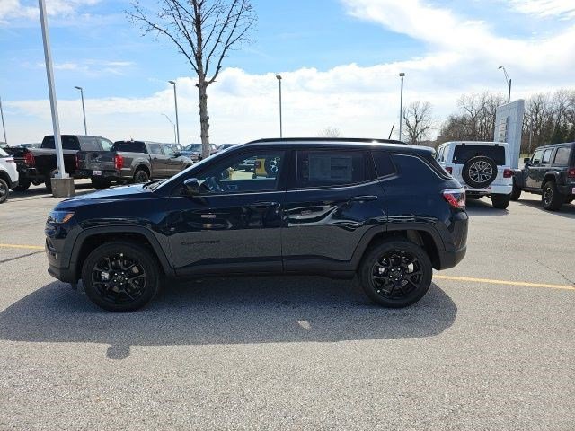 New 2026 Jeep Compass Latitude AWD/4WD image 2