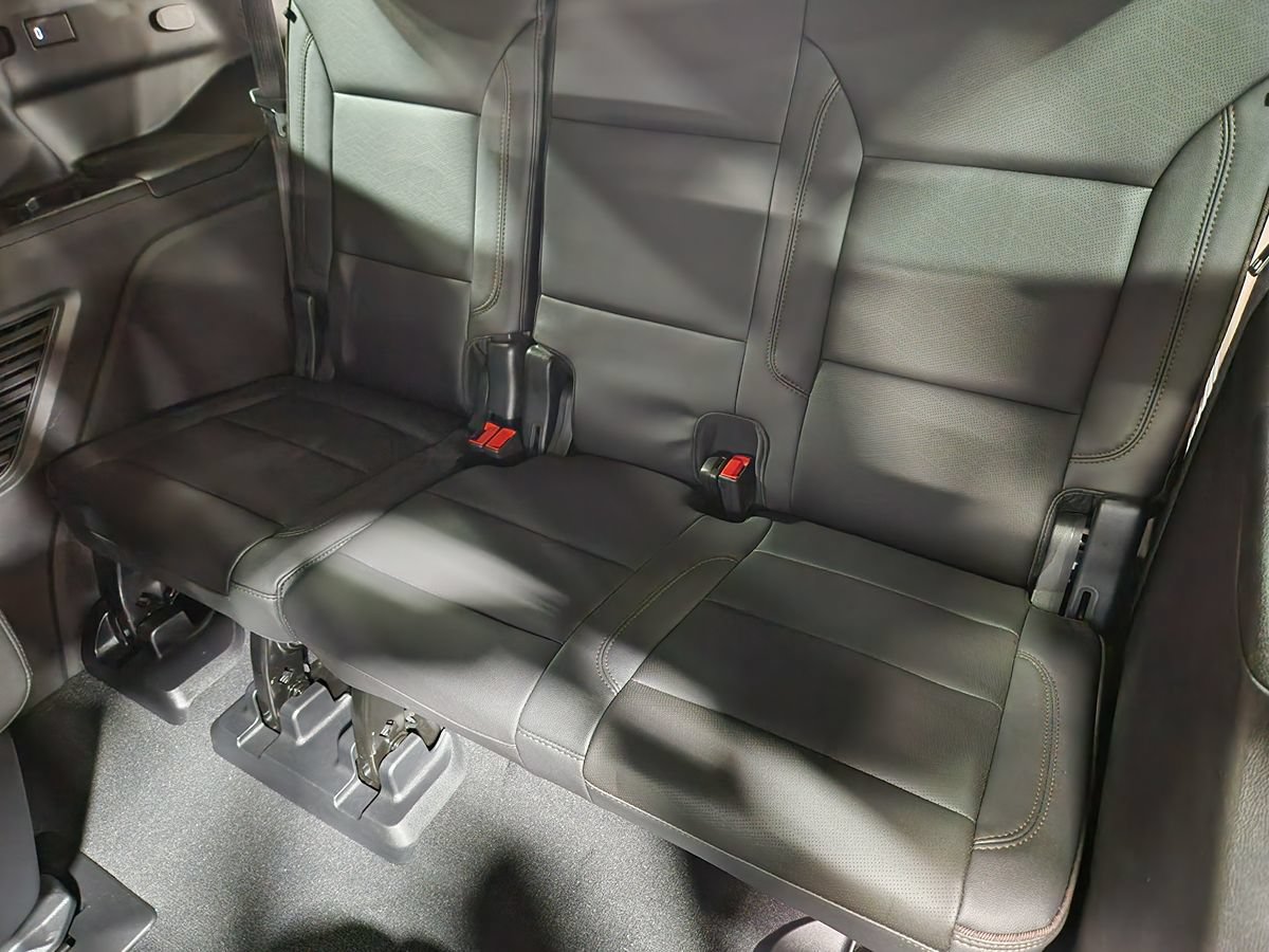 Used 2023 Chevrolet Tahoe High Country w/ Premium Package AWD/4WD image 56