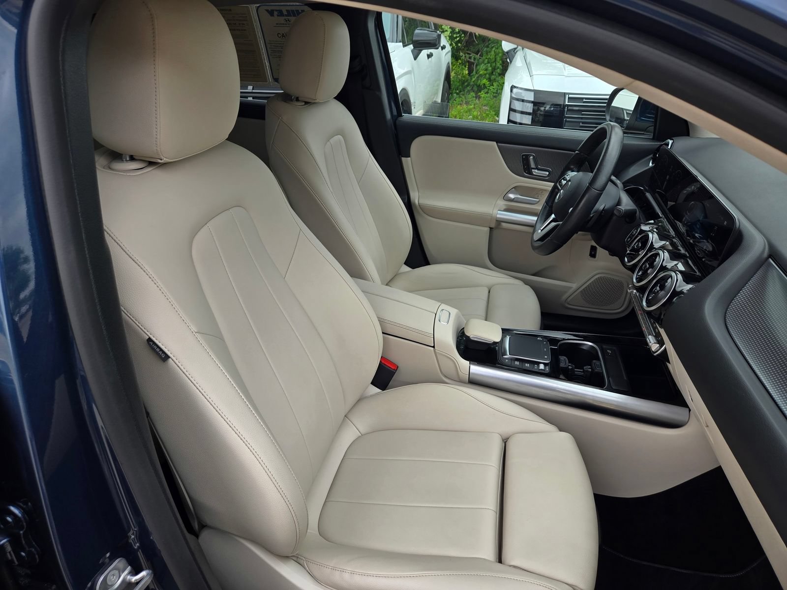 Used 2023 Mercedes-Benz GLA 250 image 25