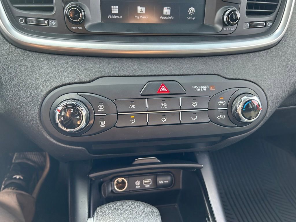 Used 2019 Kia Sorento LX image 14