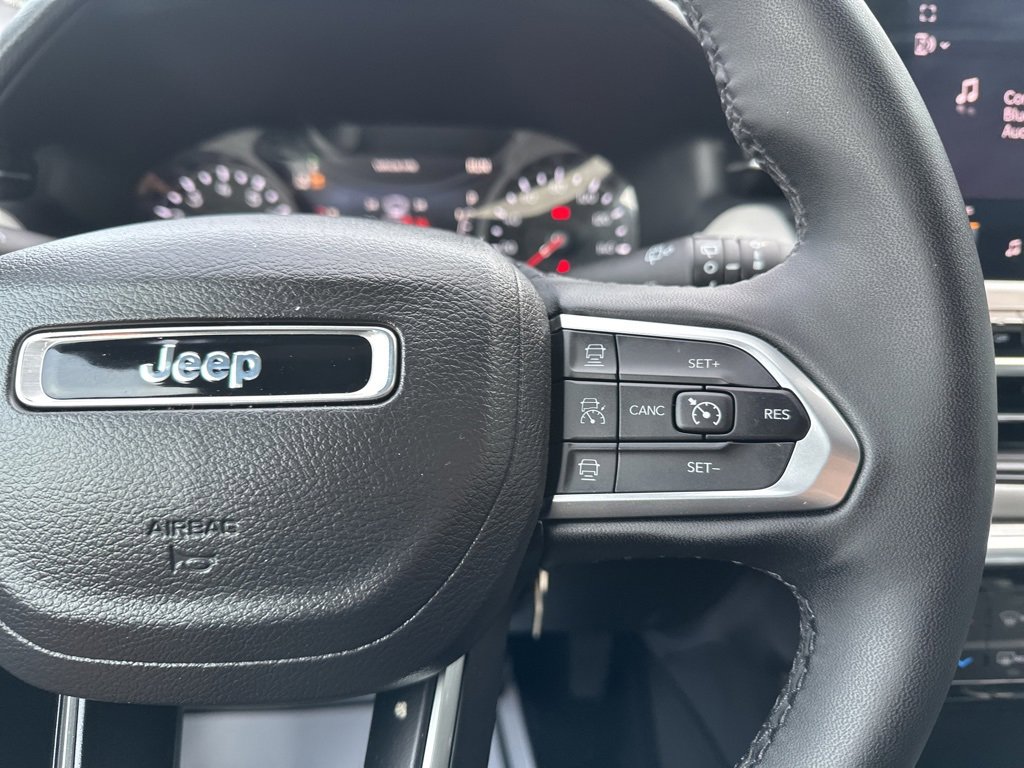 Used 2024 Jeep Compass Limited image 36