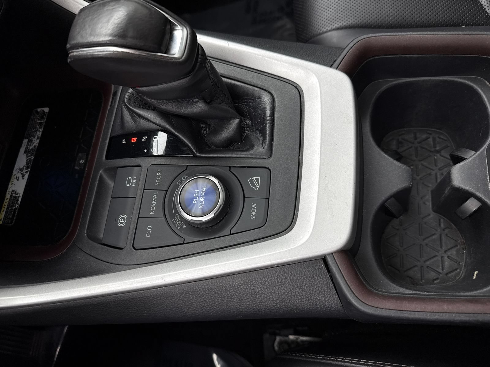 Used 2019 Toyota RAV4 Limited w/ Advanced Technology Package AWD/4WD image 30