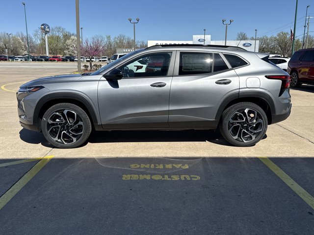 New 2026 Chevrolet Trax RS w/ Sunroof Package image 10