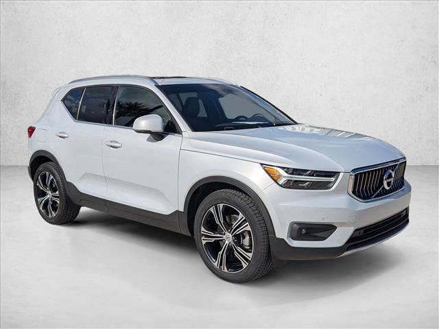 Used 2020 Volvo XC40 T5 Inscription image 3