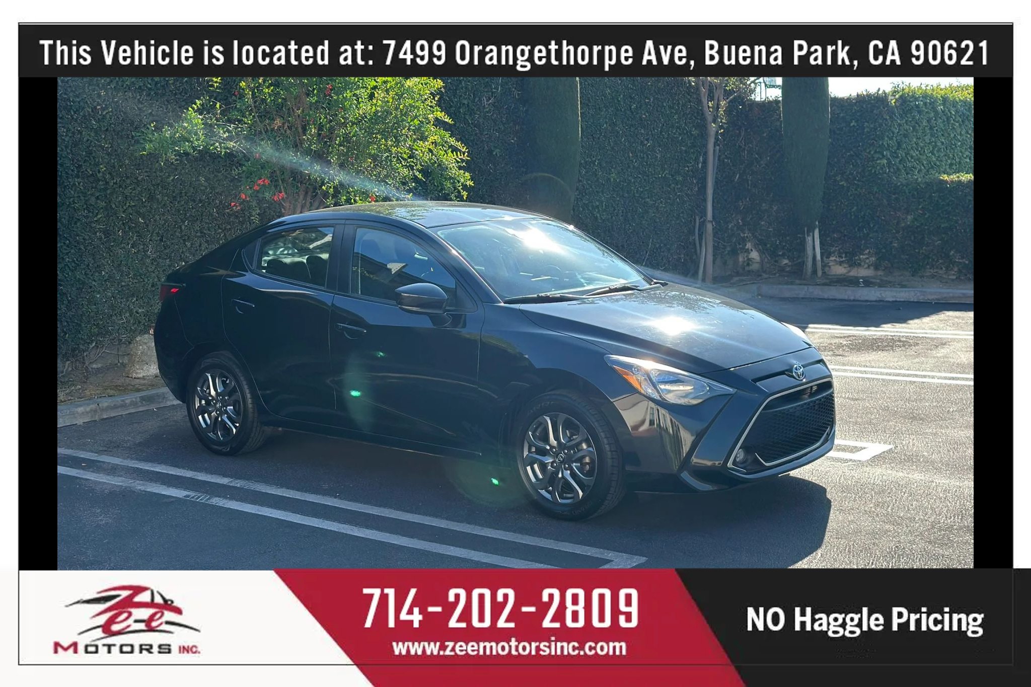 Used 2019 Toyota Yaris LE FWD image 3
