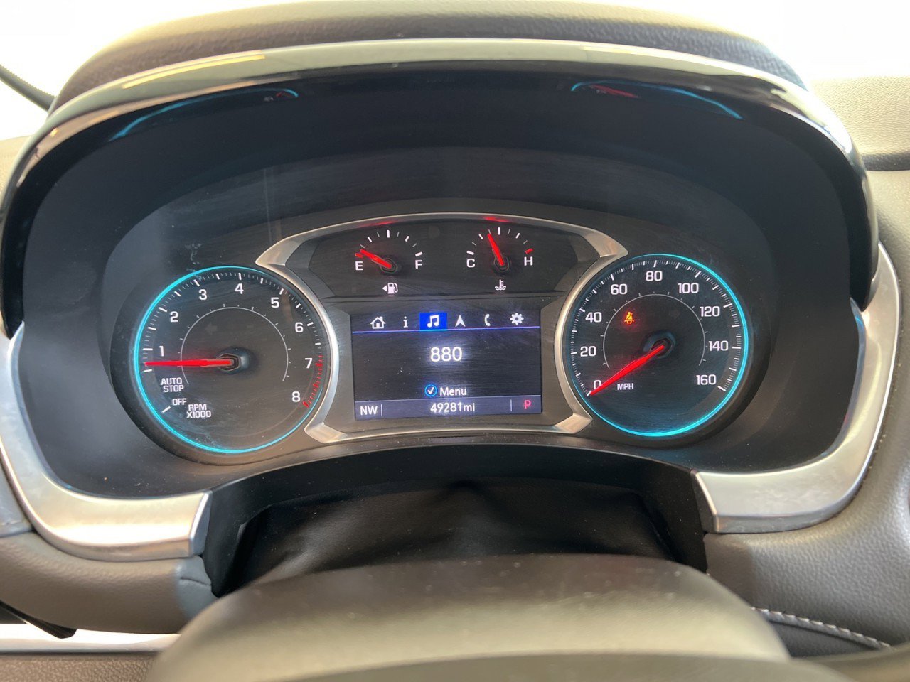 Used 2021 Chevrolet Traverse LT image 9