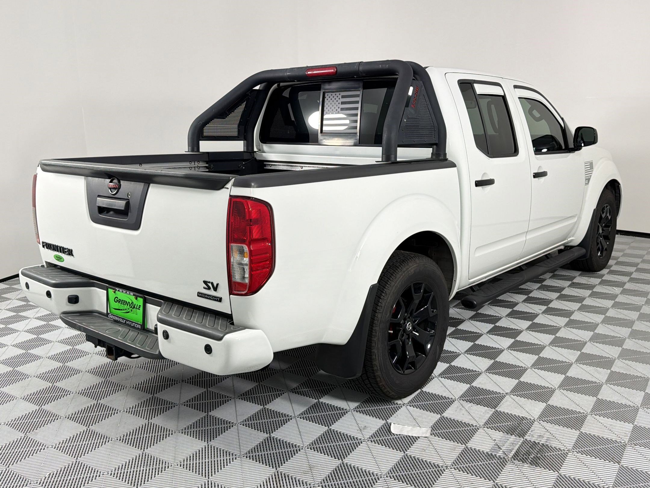 Used 2019 Nissan Frontier SV w/ Value Truck Package RWD image 9