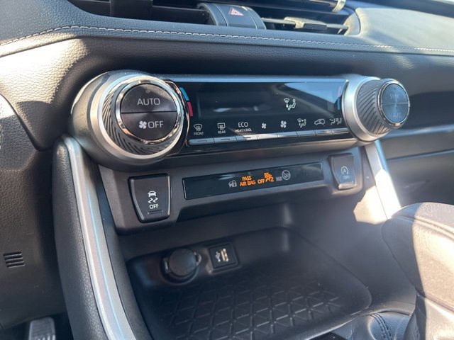 Used 2024 Toyota RAV4 XLE image 25