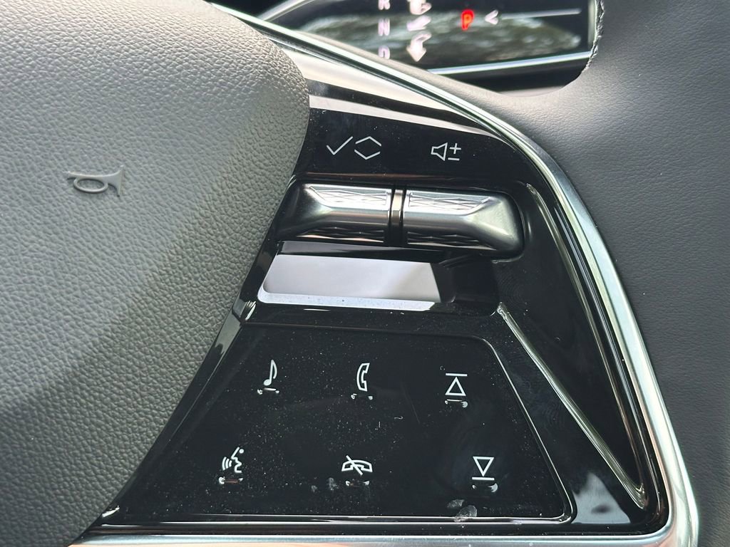 New 2026 Cadillac Vistiq Sport image 34