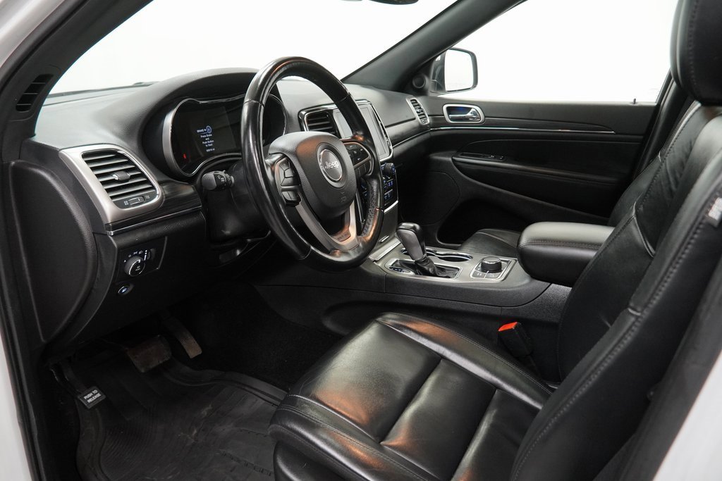 Certified 2022 Jeep Grand Cherokee Limited w/ Tech Group image 17